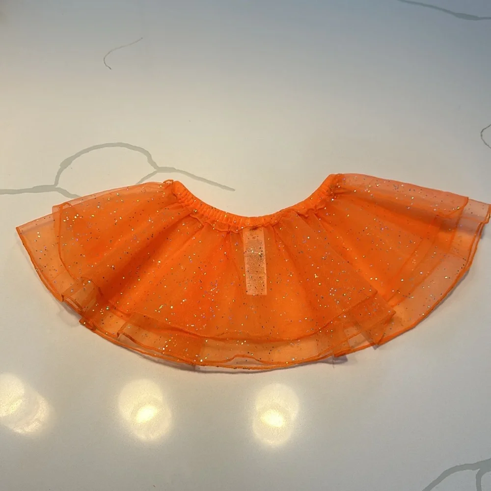 NWOT Carter’s tiered tutu skirt orange with silver glitter size 24 months 🧡